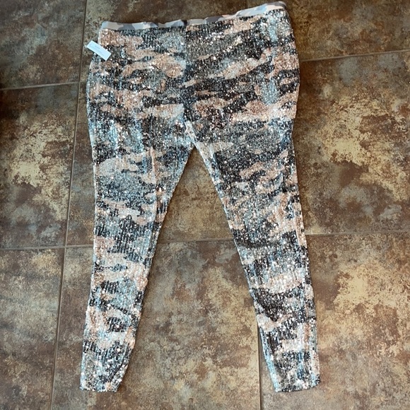Venus plus size camo sparkly sequin pull on pants size 3X event night out date - Picture 7 of 15